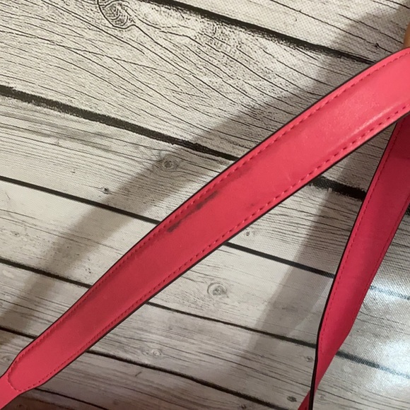 MK Michael Kors Pink Purse - Picture 4 of 10